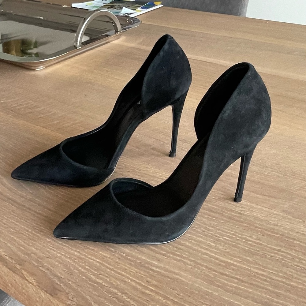 Aqua d’orsay heels, size 8